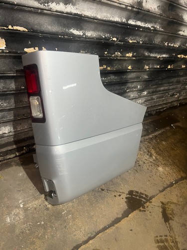 Renault trafic vauxhall vivaro - renault,