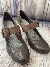 Clark’s Cushion Soft Brown