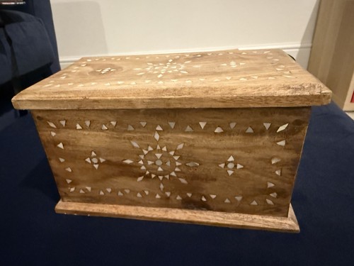 Vintage wooden jewellery box - vintage,