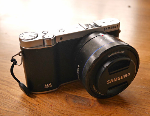 Samsung nx3000 mirrorless full - samsung,