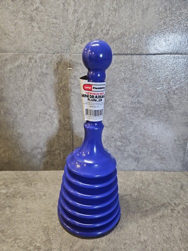 Luigi sink and - and, plunger