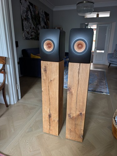 Solid french oak speaker - french,