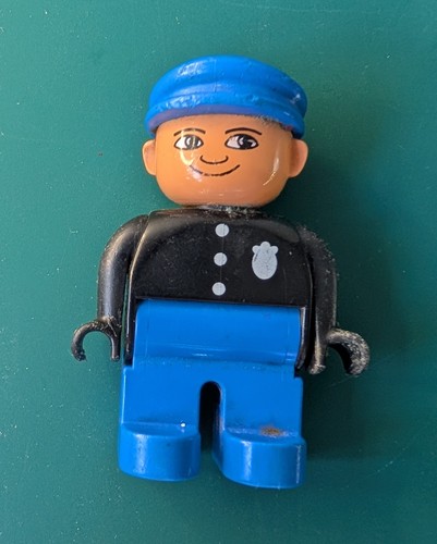 Lego duplo policeman cop - duplo,