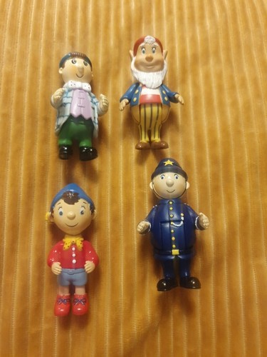 Set noddy figures - of,