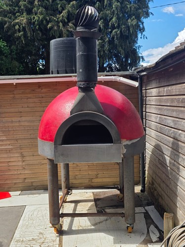 Outdoor wood fired - pizza, maker