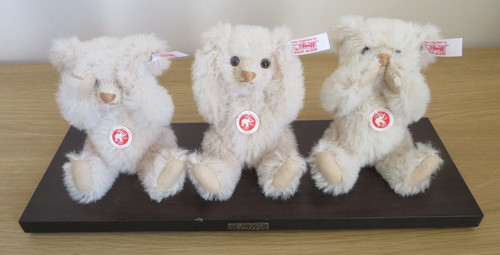 Steiff the three - three, wise