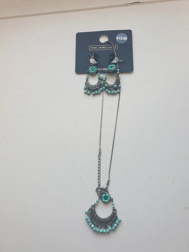 Pendant and earrings - pendant,