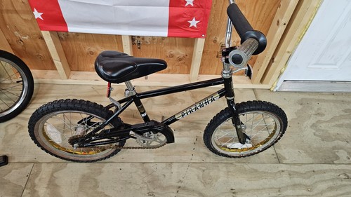 Vintage ross piranha - vintage, 16"
