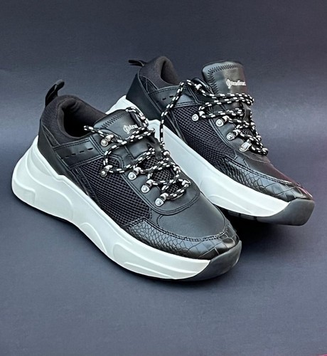 New stradivarius trainers - stradivarius,