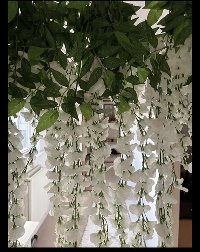 Over 100 pieces white silk - white,