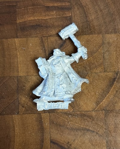 Warhammer quest warrior priest - warhammer,