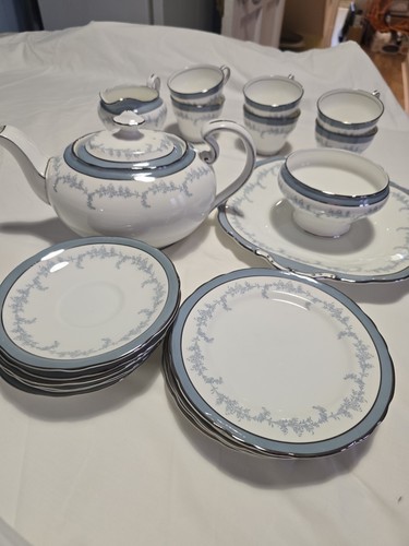 Aynsley vintage fine bone - vintage,