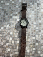 Nixon “The Rover -