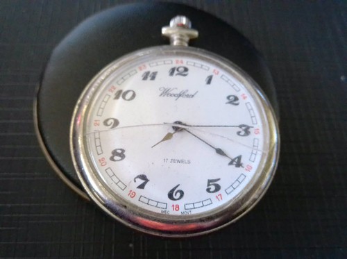 Vintage woodford jewels - 17,