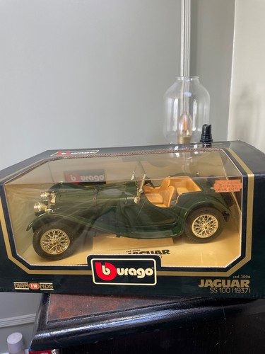 Burago scale diecast - scale,