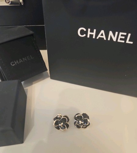 Rare post earrings - post, *chanel’s