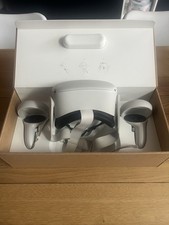 Oculus Quest 2 Virtual Reality Headset 64GB Original Box - Replacement Charger