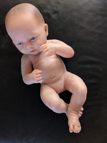 Newborn girl lifelike real - 13",