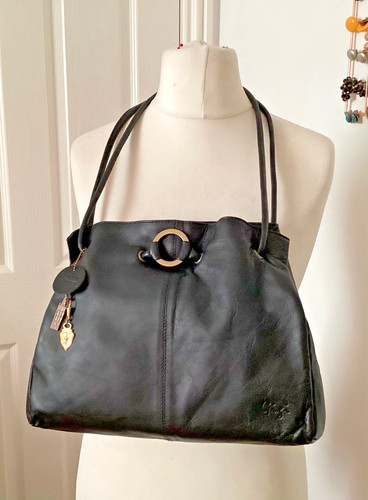 Classic all black gigi - , high