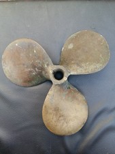 old B&H? bronze boat propeller, LH? aprox 10.5' dia. 1.9Kg. Stamped B&H 11 x 9