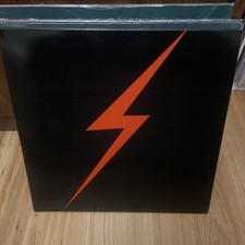 Feeder Double Vinyl Black/Red