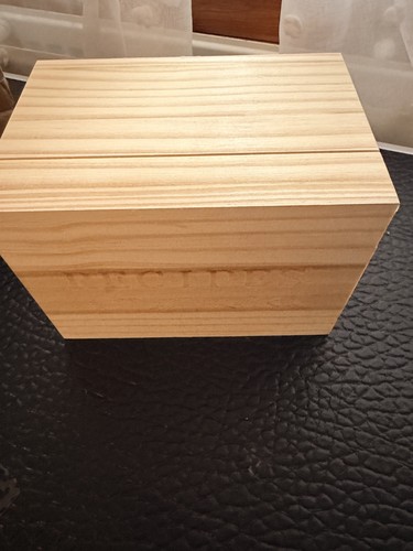 Wooden recipe card - storage, box