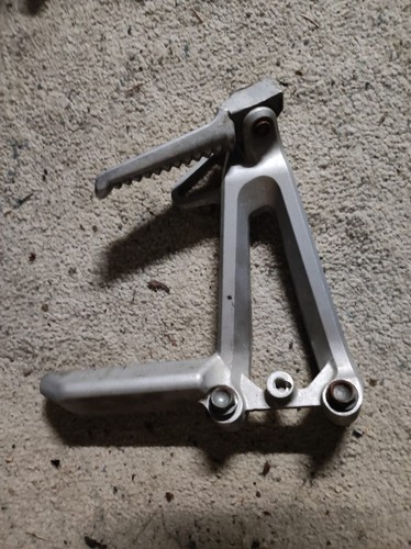 Honda cbr600 foot rest - fy,