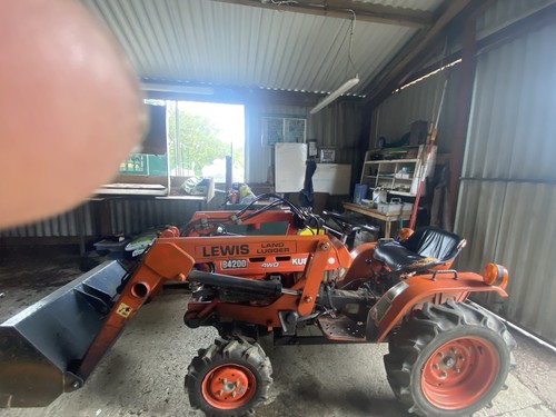 Kubota tractor b4200 - b4200, with
