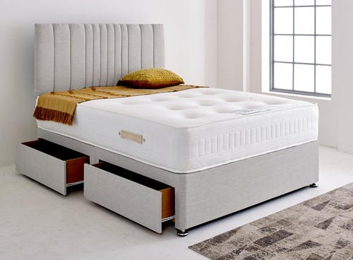 Divan bed base with - base, lined