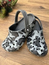 CROCS Size 3 Camouflage Boys /