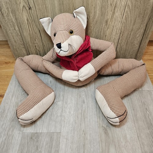 Dora designs vintage - designs, fox