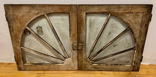 Antique sunburst half - antique,
