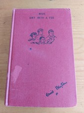 Five Get Into A Fix Enid Blyton - 1964 Hardcover - Illustrated by Eileen Soper
