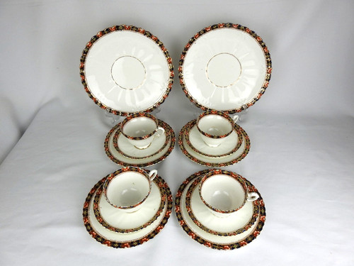 Royal albert crown china - ⭐,