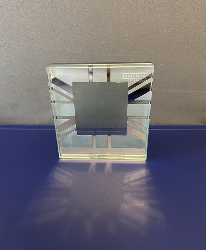 Spaceform london glass token - london,