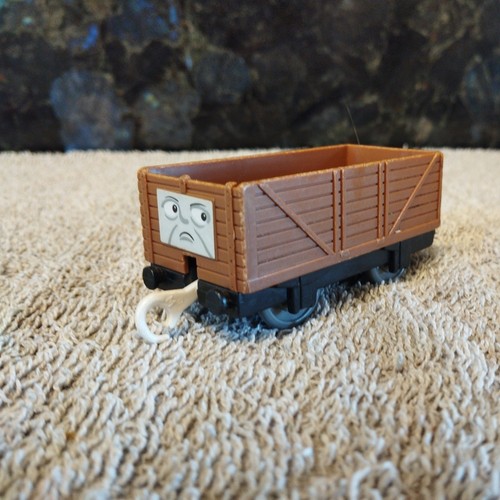 Tomy thomas and friends - , brown