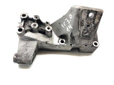 ENGINE MOUNT BRACKET IVECO
