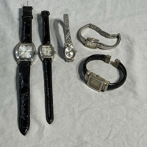 Lot vinatge wrist watches - lot,