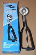 Bonzer Litegrip Professional Caterer Food Portioner Scoop Size 30