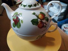 Portmerion Pomona Teapot And Cup For One Presebtation Box