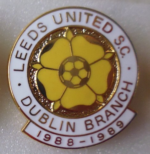 Leeds united football enamel - united,