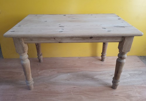 Beautiful sanded small pine - beautiful,