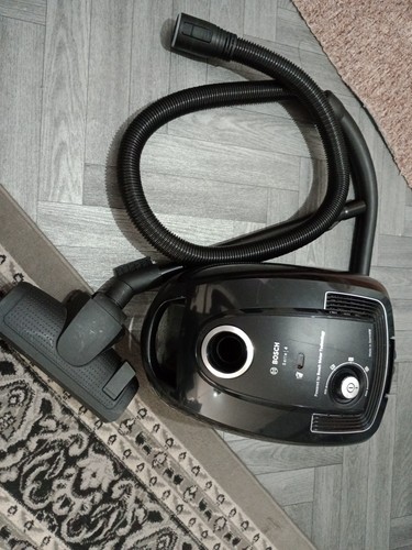 Bosh vacuum cleaner hoover - bosh,