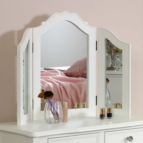 White tabletop triple vanity