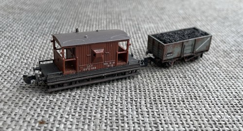 Minitrix brake van and - brake,