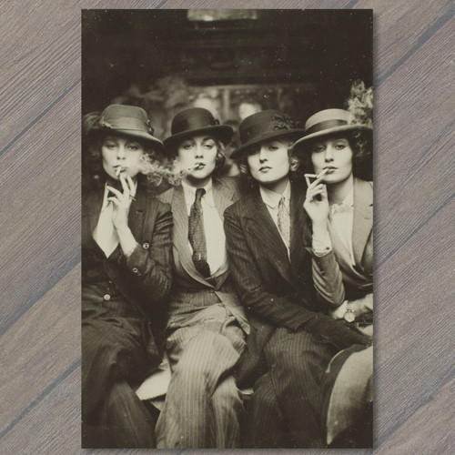 Postcard 1920s flapper - postcard, women