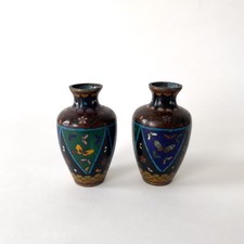 Pair small japanese - of,