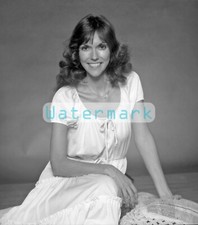 Lovely KAREN CARPENTER Smiles