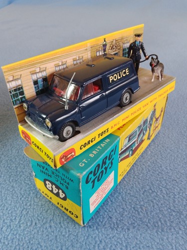 Mint 100 original corgi - **mint, 100%