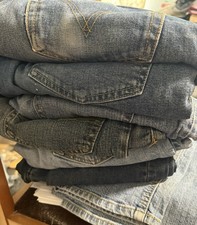 5 Pairs Levi’s Jeans Some